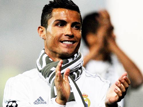 Tin HOT tối 26/7: Ibrahimovic hội quân cùng MU - 2