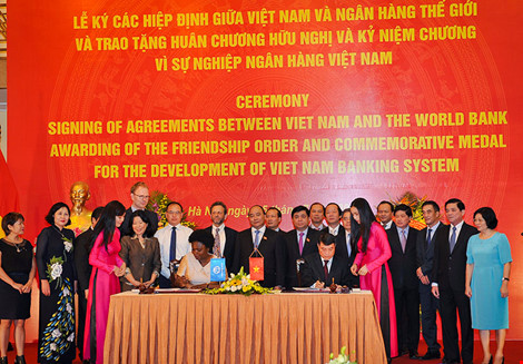 WB ký khoản vay 371 triệu USD cho Việt Nam - 1