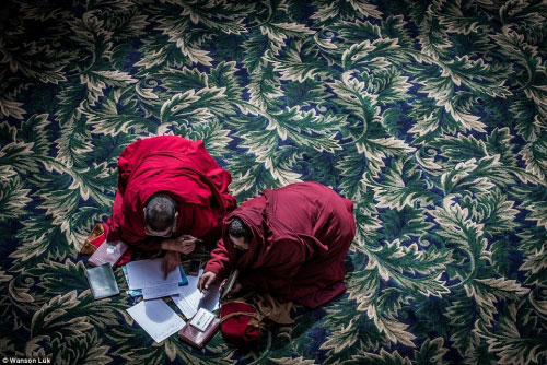 Ngắm vẻ tuyệt đẹp của Larung Gar - Thung lũng Phật giáo sắp bị phá bỏ - 2