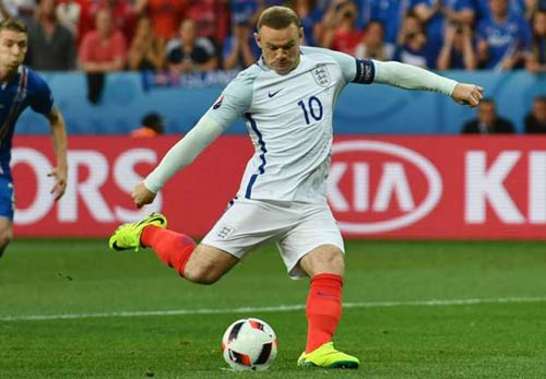 Tin HOT tối 26/7: Ibrahimovic hội quân cùng MU - 2