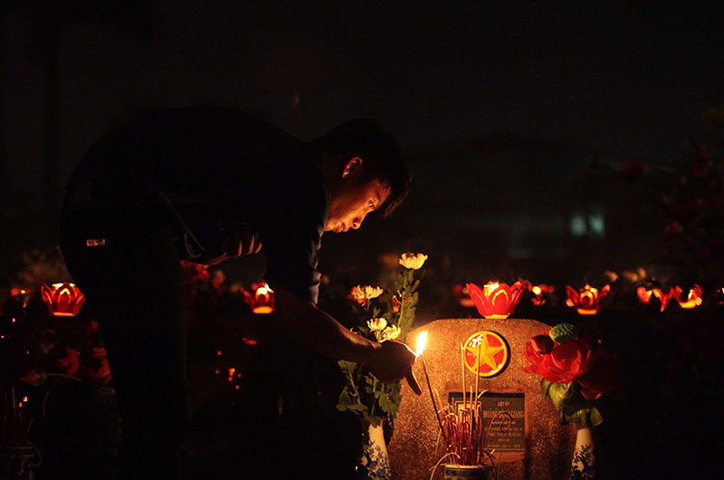 Ngàn ngọn nến lung linh tri ân các anh hùng liệt sĩ - 6