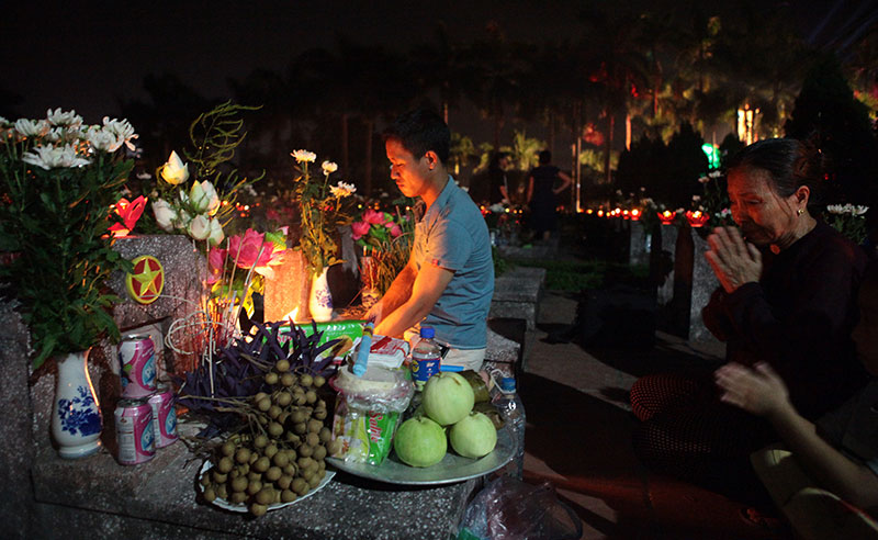 Ngàn ngọn nến lung linh tri ân các anh hùng liệt sĩ - 7