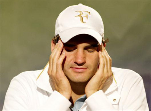 Federer sẽ rời top 10: 14 năm mới buồn đến vậy - 1