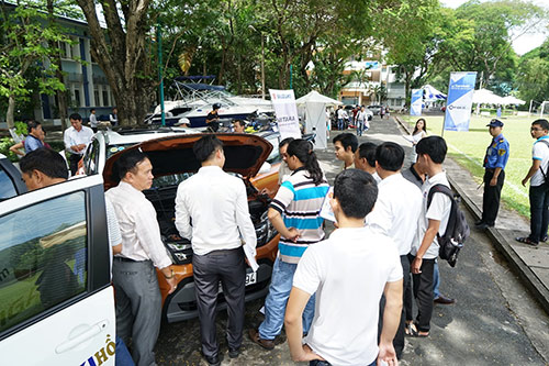 Lần đầu tiên Carmudi - Chợ Săn Xe 2016 tổ chức ở TP HCM - 2