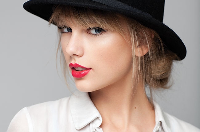 Taylor Swift đã “gây thù chuốc oán” với những ai? - 1
