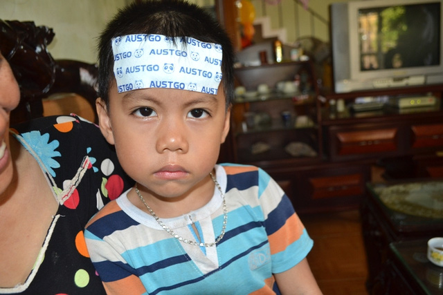 Bé trai ở Hải Dương đọc vanh vách khi không biết chữ - 4