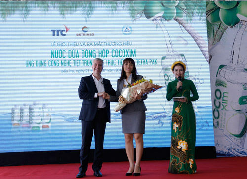 Sản phẩm nước dừa đóng hộp đầu tiên tại Việt Nam - 1