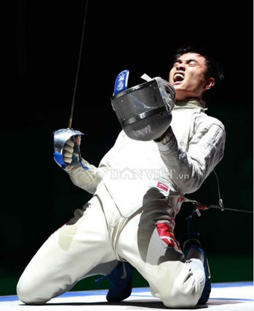 Olympic: Bất ngờ với "hot boy" cầm cờ đoàn TTVN - 1