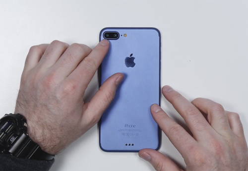 iPhone 7 Plus màu xanh mới, có máy ảnh kép - 1