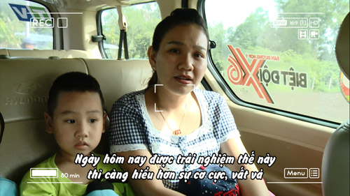 MC Xuân Hiếu, Ngọc Hương cùng con về quê làm nông dân - 3