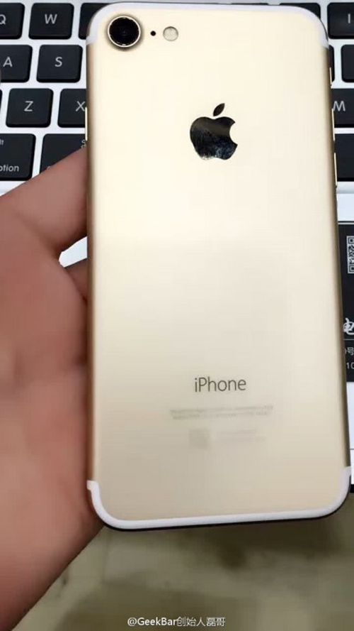 Video trên tay iPhone 7 chân thực nhất - 3