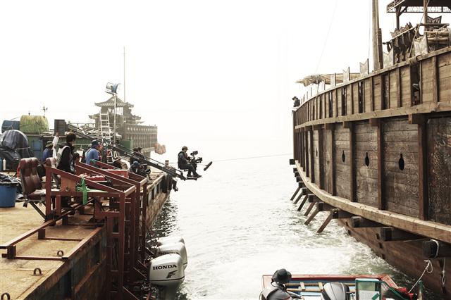 Trường quay của bộ phim hút 1/3 dân Hàn đổ xô đi xem - 9