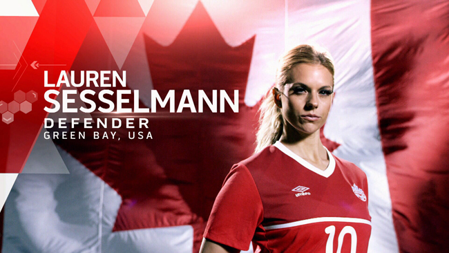 Hình ảnh Lauren Sesselman trong màu áo tuyển bóng đá Canada.
