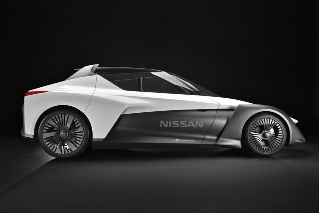 Nissan Bladeglider: Xe thể thao như hình mũi tên - 2