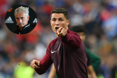 MU: Mourinho xác nhận siêu tiền vệ sẽ “khóa sổ” chợ hè - 1