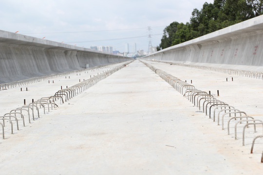 Tuyến metro Sài Gòn đầu tiên đang thành hình - 9