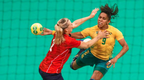 Tin nóng Olympic ngày 1: Bơi lội Hungary phá kỷ lục thế giới - 5