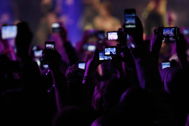 Suốt ngày đăng ảnh "câu view", một cách tàn phá trí não - 3