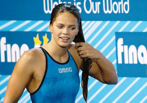 Tin nóng Olympic ngày 2: "Cậu bé vàng" bơi Anh phá KLTG - 5