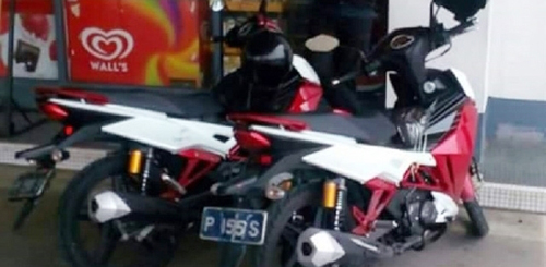 Lộ xe côn tay SYM 175 phân khối đầu tiên tại Việt Nam - 3