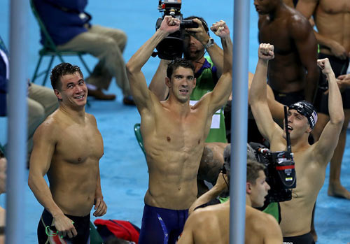 Siêu kình ngư Michael Phelps cán mốc 19 HCV ở Olympic - 1