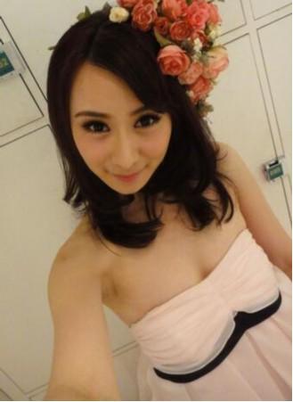 Vẻ đẹp như hoa của thiên kim tiểu thư bị đồn sắp cưới Hồ Ca - 11