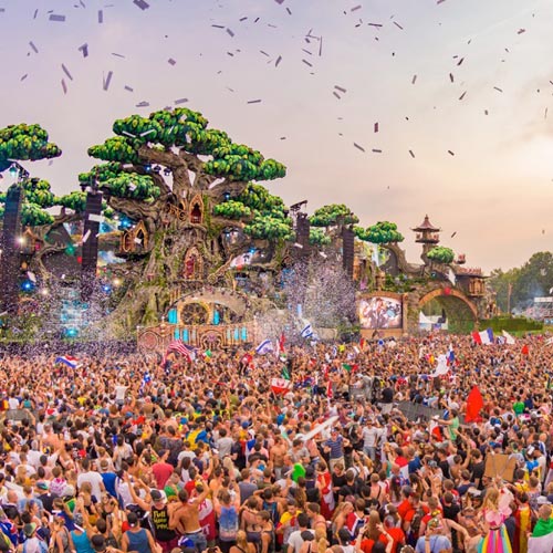 Suboi mang tinh thần ‘không lùi bước’ tới Tomorrowland 2016 - 3