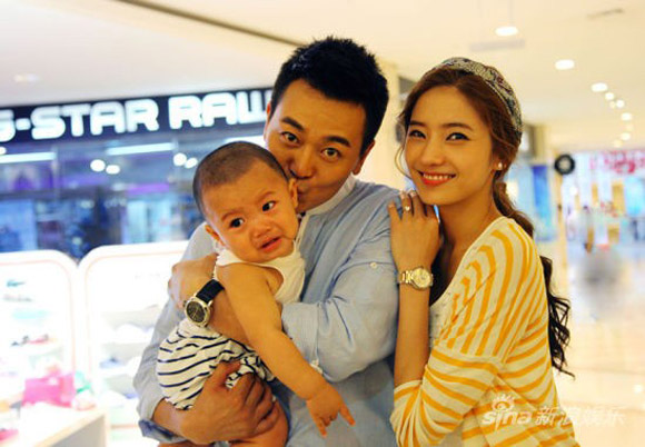 Cuộc sống của “búp bê" xứ Hàn được chồng tặng nhẫn 4 tỷ - 1