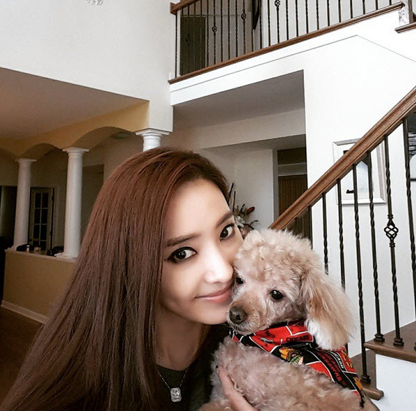 Cuộc sống của “búp bê" xứ Hàn được chồng tặng nhẫn 4 tỷ - 8