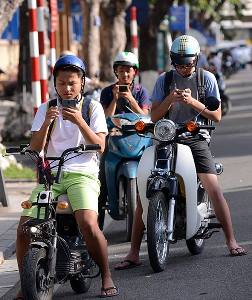 Vật vờ 36 phố phường săn Pokémon - 8