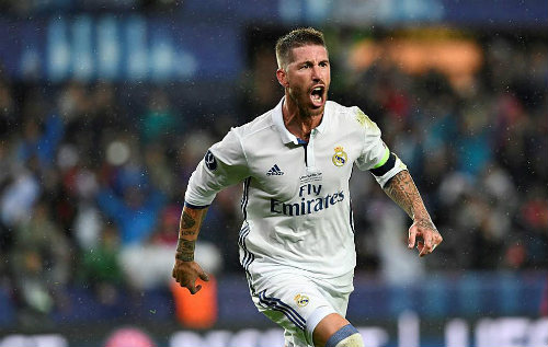 Giải cứu Real, Ramos khiến báo chí "cạn lời" ngợi ca - 1