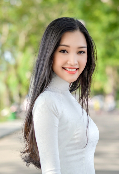 Hoa hậu Việt Nam: “Nàng thơ xứ Huế” bị tố thi chui - 1