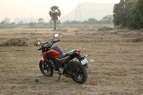 Review xe Honda CB Hornet 160 - 1