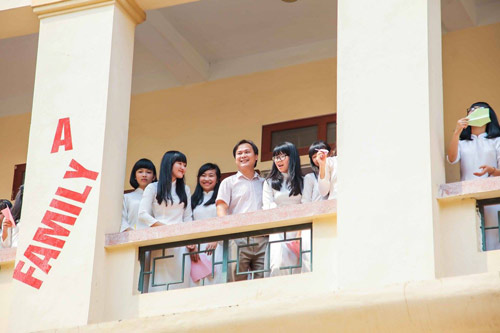 Ảnh kỷ yếu của lớp có 100% học sinh đỗ ĐH ở Nghệ An - 8