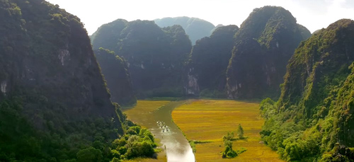 MV “Vươn cao Việt Nam” đã vượt mốc hơn 12 triệu lượt xem - 10