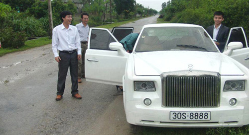 Xế siêu sang Roll-Royce "phiên bản Việt" sắp xuất xưởng - 3