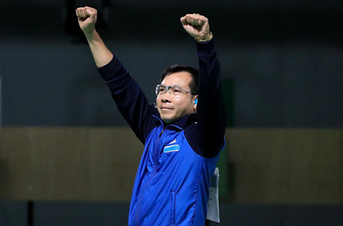 Hoàng Xuân Vinh "gánh team", đánh bại 150 đoàn thể thao - 1