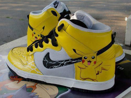 Thời trang ăn theo Pokémon "nóng hừng hực" - 12