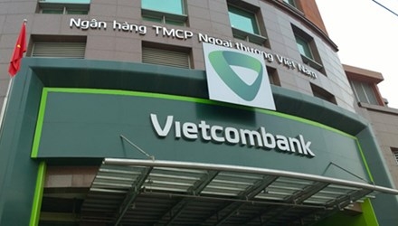 Chủ thẻ Vietcombank "mất" 500 triệu: Ngân hàng có vô can? - 1