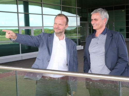 MU: Pogba và “cơn say” của Mourinho - 1