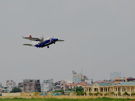 Máy bay Casa-212 và Su-30MK2 đã cất cánh trở lại - 6