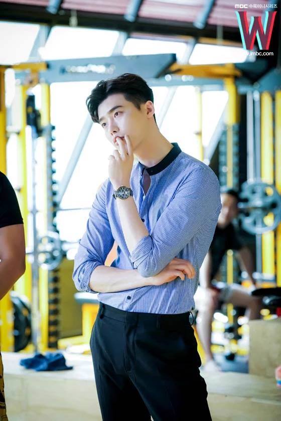 Loạt hình khiến fan mê mệt xạ thủ số một màn ảnh - 2