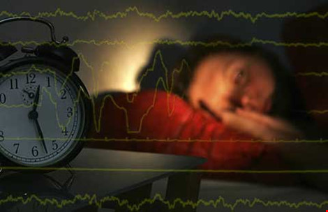 Ngủ quá nhiều hay quá ít đều tăng rủi ro đột quỵ - 1