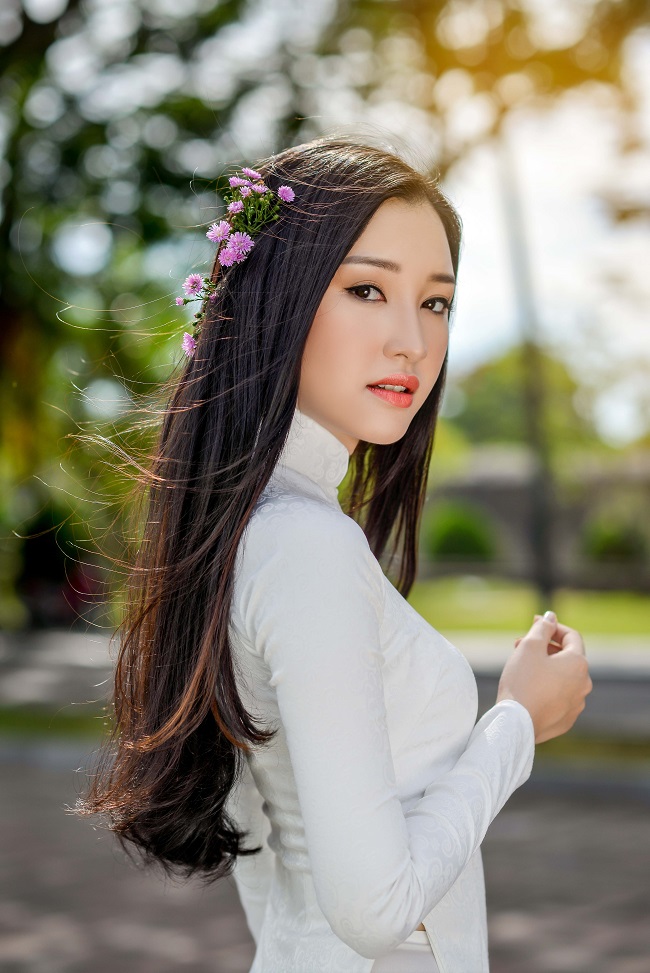 Thí sinh của vòng chung kết Hoa hậu Việt Nam Lê Trần Ngọc Trân vừa gửi tới Ban tổ chức và giới báo chí thông tin về việc cô xin rút khỏi đấu trường nhan sắc này. 