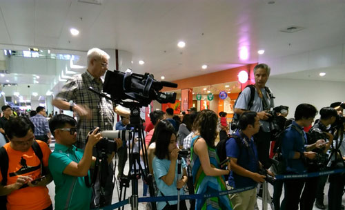 Hân hoan đón người hùng Hoàng Xuân Vinh về nước - 7