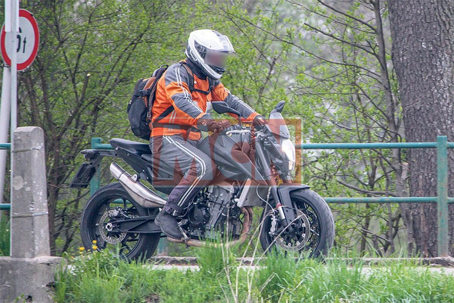 &#34;Chụp lén&#34; KTM Duke 800 2017 - 3