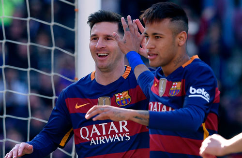 Tin HOT tối 16/8: Messi vẫn “bỏ xa” Neymar - 1