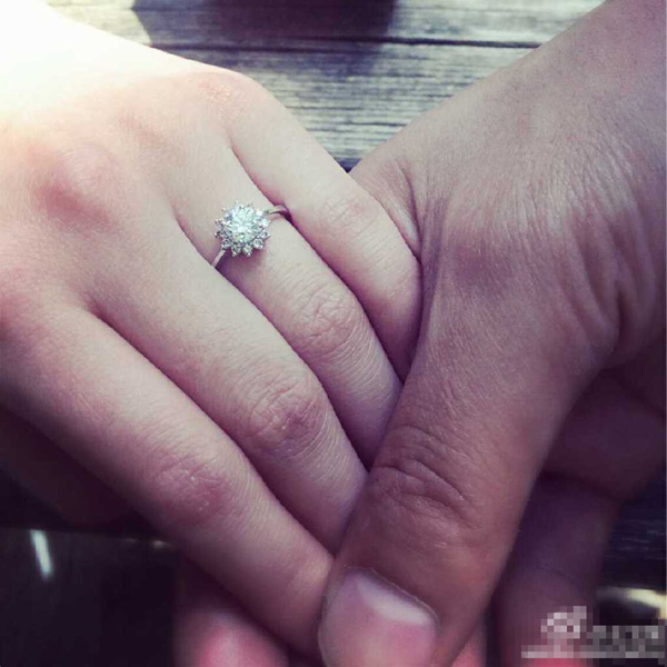 Bất ngờ với tài sản nứt đố đổ vách của "trai xấu nhất Cbiz" - 11