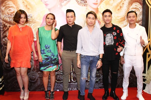 Tăng Thanh Hà quá xinh đẹp sau hơn 1 năm sinh con - 1