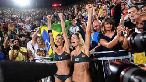 Tin nóng Olympic ngày 12: VĐV Kenya phá kỉ lục 32 năm - 2